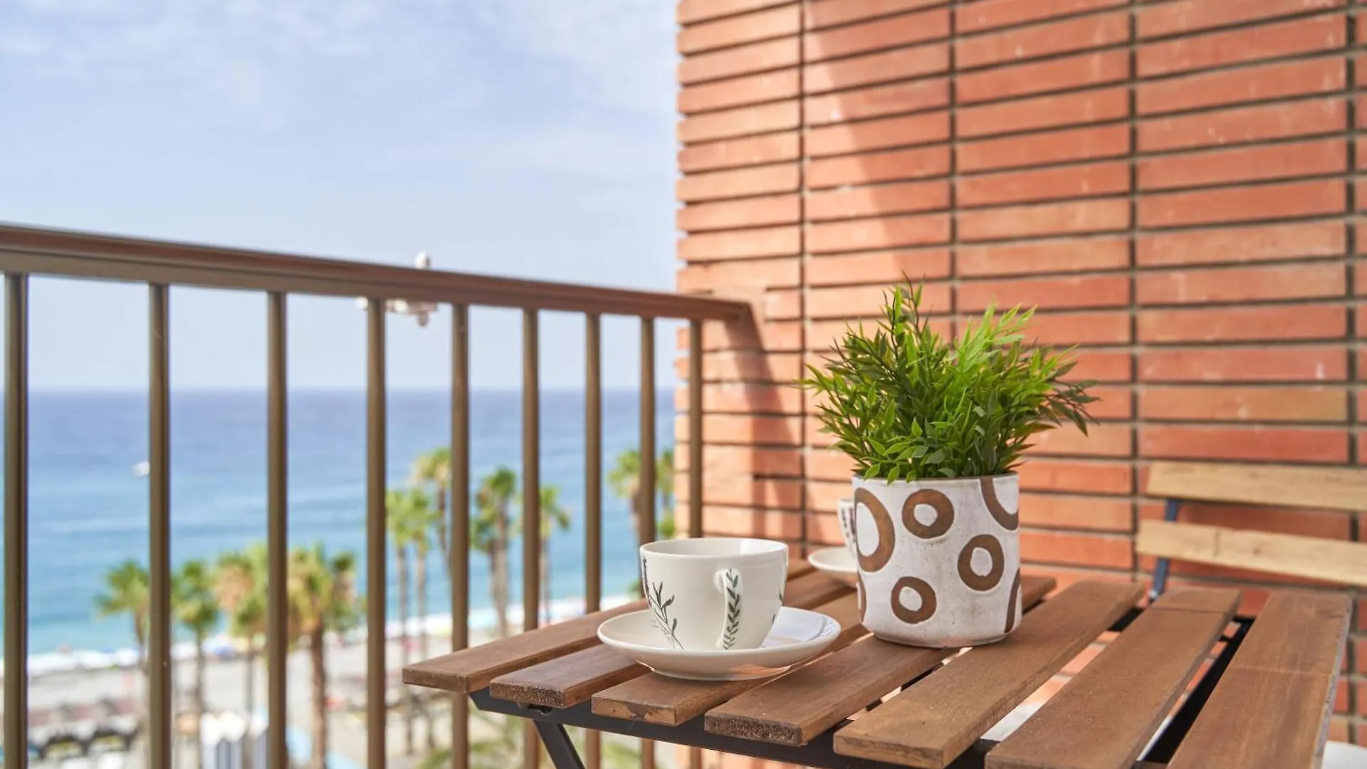 Estudio Puerta Del Mar contacts